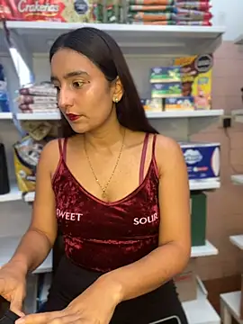 -BabyLuna online show from 04/07/26, 12:18