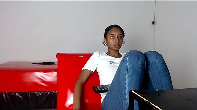 valeryskinnyvagi online show from 04/07/26, 12:01