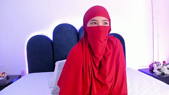 Snapshot of Yaasmin_ chatting on 02/09/26, 07:12 Yaasmin online show from 02/09/26, 07:12