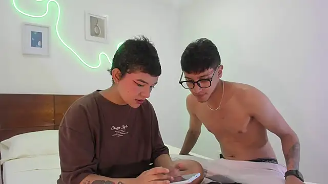 Snapshot of hardcoreheat_ind chatting on 02/09/26, 11:03 hardcoreheat ind online show from 02/09/26, 11:03