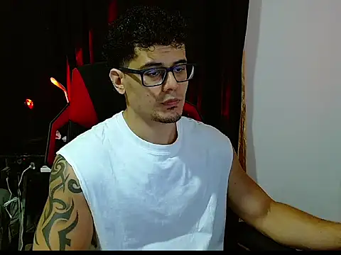 Snapshot of Logan0626 chatting on 02/17/26, 12:19 Logan0626 online show from 02/17/26, 12:19