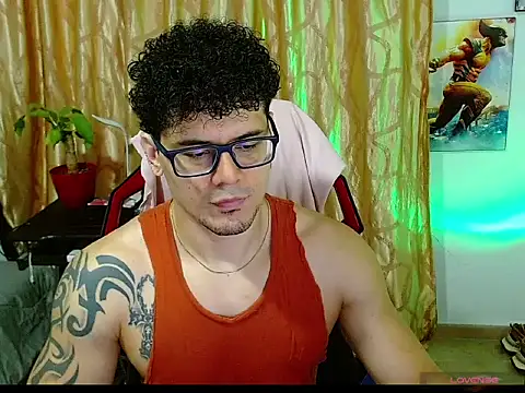 Snapshot of Logan0626 chatting on 07/08/26, 12:39 Logan0626 online show from 07/08/26, 12:39