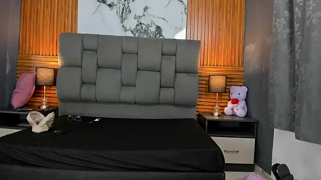  MilaRose  online show from 04/09/26, 07:31