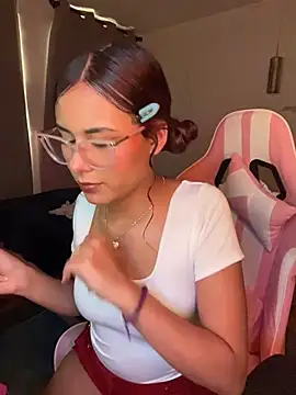 Rylia online show from 04/03/26, 02:56