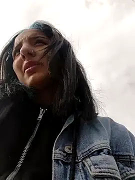 Aris Suarez online show from 05/21/26, 01:41