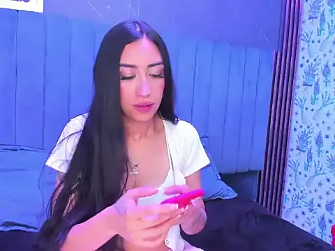 TiffanyDream8 online show from 04/09/26, 10:05