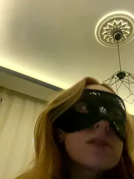 Snapshot of seluna_baby chatting on 02/24/26, 08:10 seluna baby online show from 02/24/26, 08:10