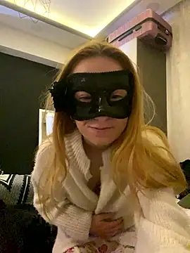 Snapshot of seluna_baby chatting on 02/10/26, 05:23 seluna baby online show from 02/10/26, 05:23