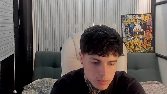 Declan-Foxx online show from 04/10/26, 08:27