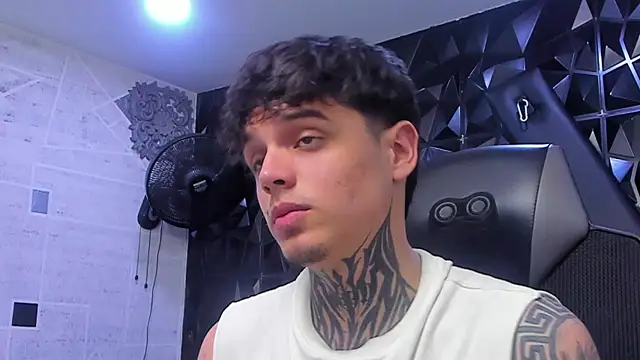 Declan-Foxx online show from 04/09/26, 08:59