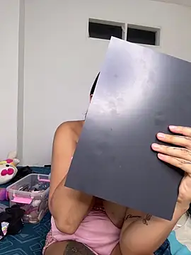 Mia  Starxxx online show from 04/14/26, 09:42