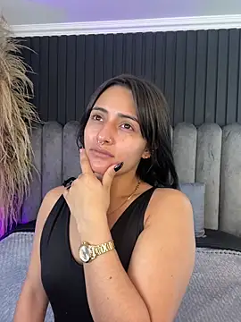 Nanda vixen  online show from 04/28/26, 11:09