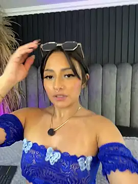 Nanda vixen  online show from 04/22/26, 11:44