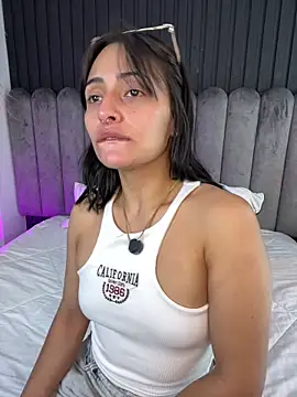 Nanda vixen  online show from 03/25/26, 11:14