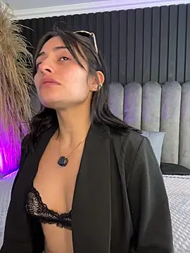 Nanda vixen  online show from 05/13/26, 11:34
