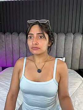 Nanda vixen  online show from 03/30/26, 03:08