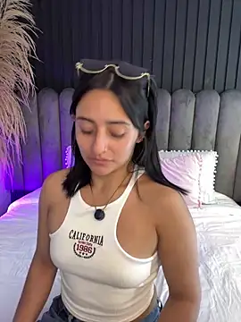 Nanda vixen  online show from 06/02/26, 11:05