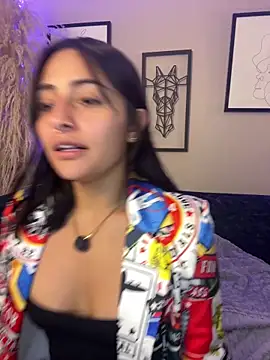 Nanda vixen  online show from 05/11/26, 11:02