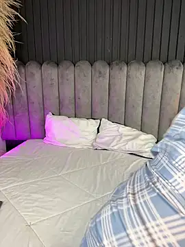 Nanda vixen  online show from 03/14/26, 07:31