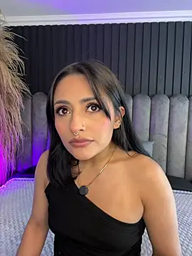 Nanda vixen  online show from 05/07/26, 11:08