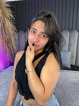 Nanda vixen  online show from 04/19/26, 11:29