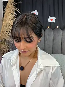 Nanda vixen  online show from 02/15/26, 08:52