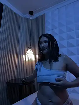 Snapshot of _HIKARII_ chatting on 02/13/26, 06:52 HIKARII online show from 02/13/26, 06:52