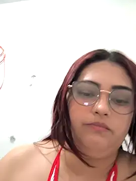 Snapshot of Candyvenuz chatting on 02/11/26, 06:19 Candyvenuz online show from 02/11/26, 06:19