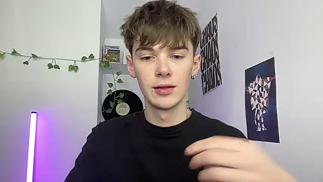 YourMilkyGuy online show from 04/11/26, 05:16