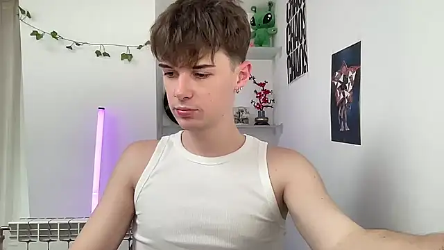 Snapshot of YourMilkyGuy chatting on 05/19/26, 12:01 YourMilkyGuy online show from 05/19/26, 12:01