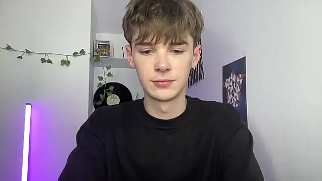 YourMilkyGuy online show from 04/14/26, 05:51