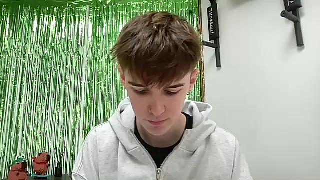 Snapshot of YourMilkyGuy chatting on 02/19/26, 01:30 YourMilkyGuy online show from 02/19/26, 01:30