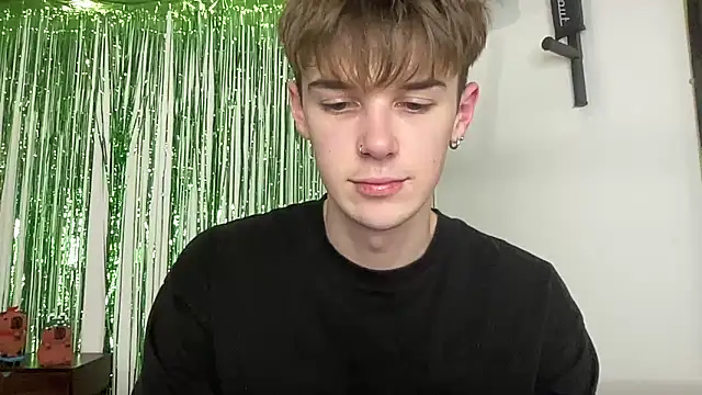 YourMilkyGuy online show from 03/04/26, 05:21