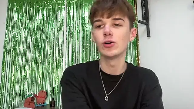 Snapshot of YourMilkyGuy chatting on 02/24/26, 02:29 YourMilkyGuy online show from 02/24/26, 02:29