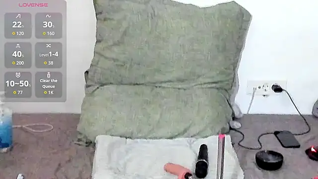 BellaDreamss online show from 06/13/26, 03:21