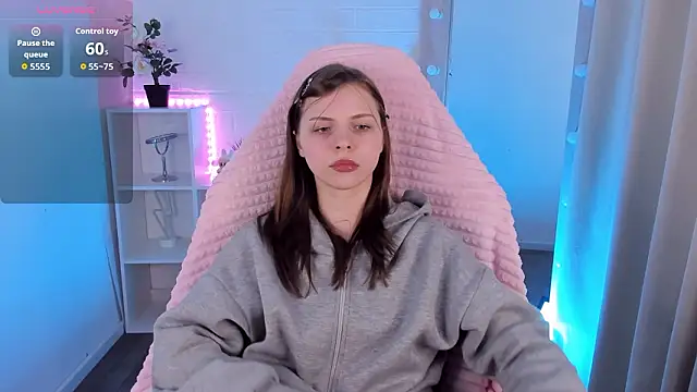 LesleySky online show from 02/24/26, 04:30