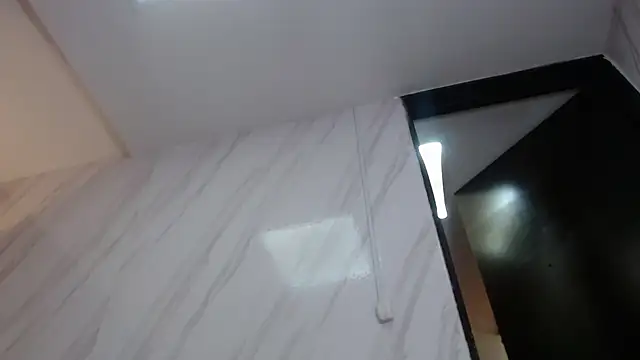 lili mint tf online show from 03/31/26, 10:34