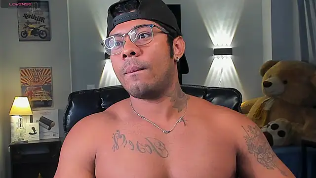 LEOHRDZ online show from 02/25/26, 04:56