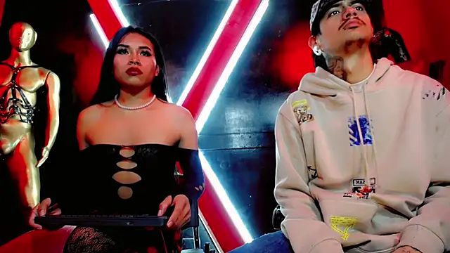 Snapshot of Damian-and-Camerum chatting on 02/28/26, 03:17 Damian-and-Camerum online show from 02/28/26, 03:17