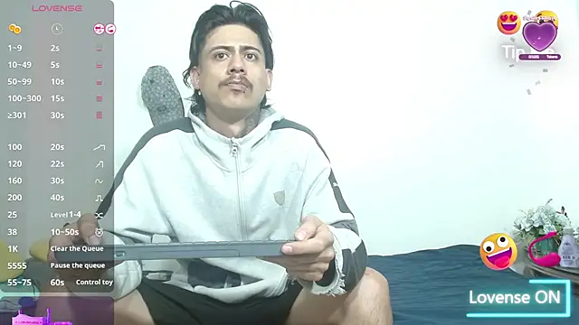 Damian-and-Camerum online show from 04/08/26, 03:30