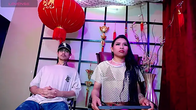 Snapshot of Damian-and-Camerum chatting on 02/27/26, 03:18 Damian-and-Camerum online show from 02/27/26, 03:18