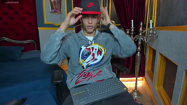 ItsZairen online show from 03/17/26, 06:38