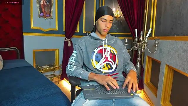 ItsZairen online show from 03/14/26, 03:45