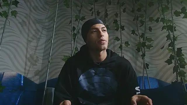 ItsZairen online show from 03/15/26, 03:46