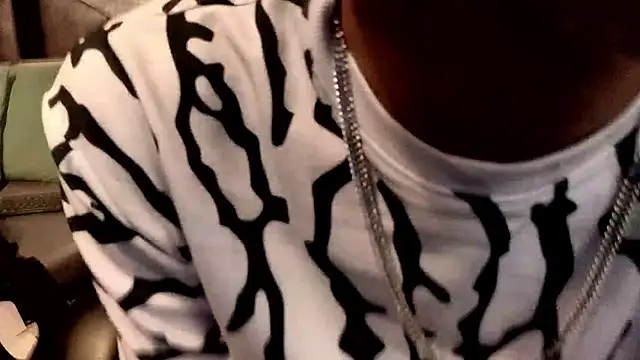 ItsZairen online show from 03/21/26, 03:30