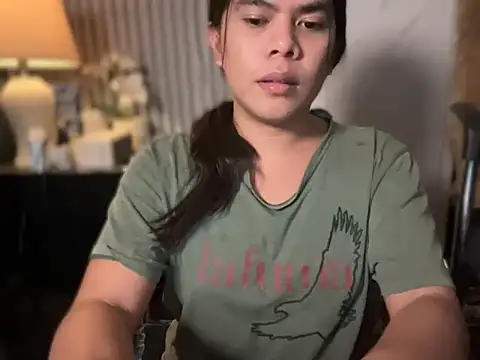 Snapshot of Mooree_naba chatting on 11/01/25, 11:04 Mooree naba online show from 11/01/25, 11:04