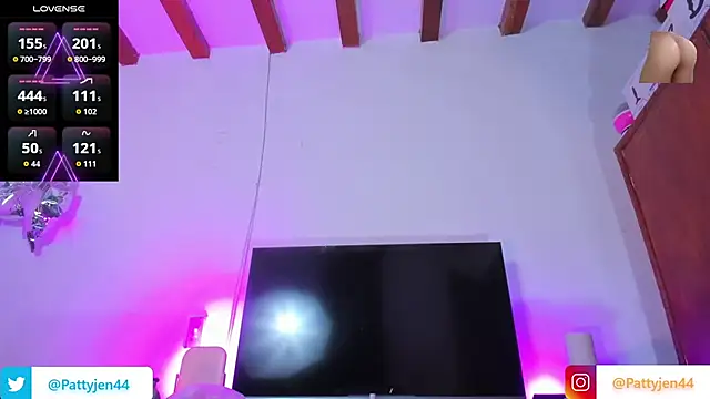 pattyjenkinss online show from 04/28/26, 10:47