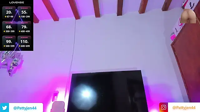 pattyjenkinss online show from 04/23/26, 10:44
