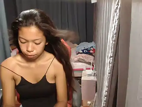 urgirlyflor online show from 03/06/26, 11:49