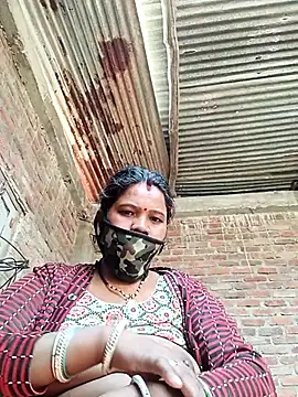 Kirti sacsena online show from 02/23/26, 09:32